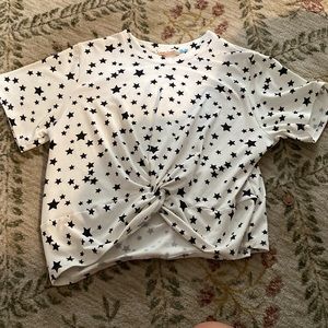 Black and white star top